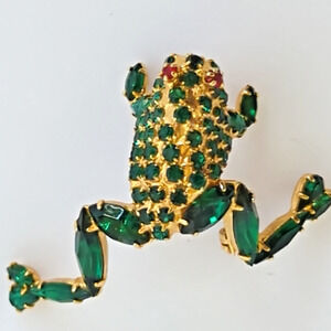 Dorothy Bauer Frog Brooch Pin | 2 in | Green Rhinestone | Signed Vintage